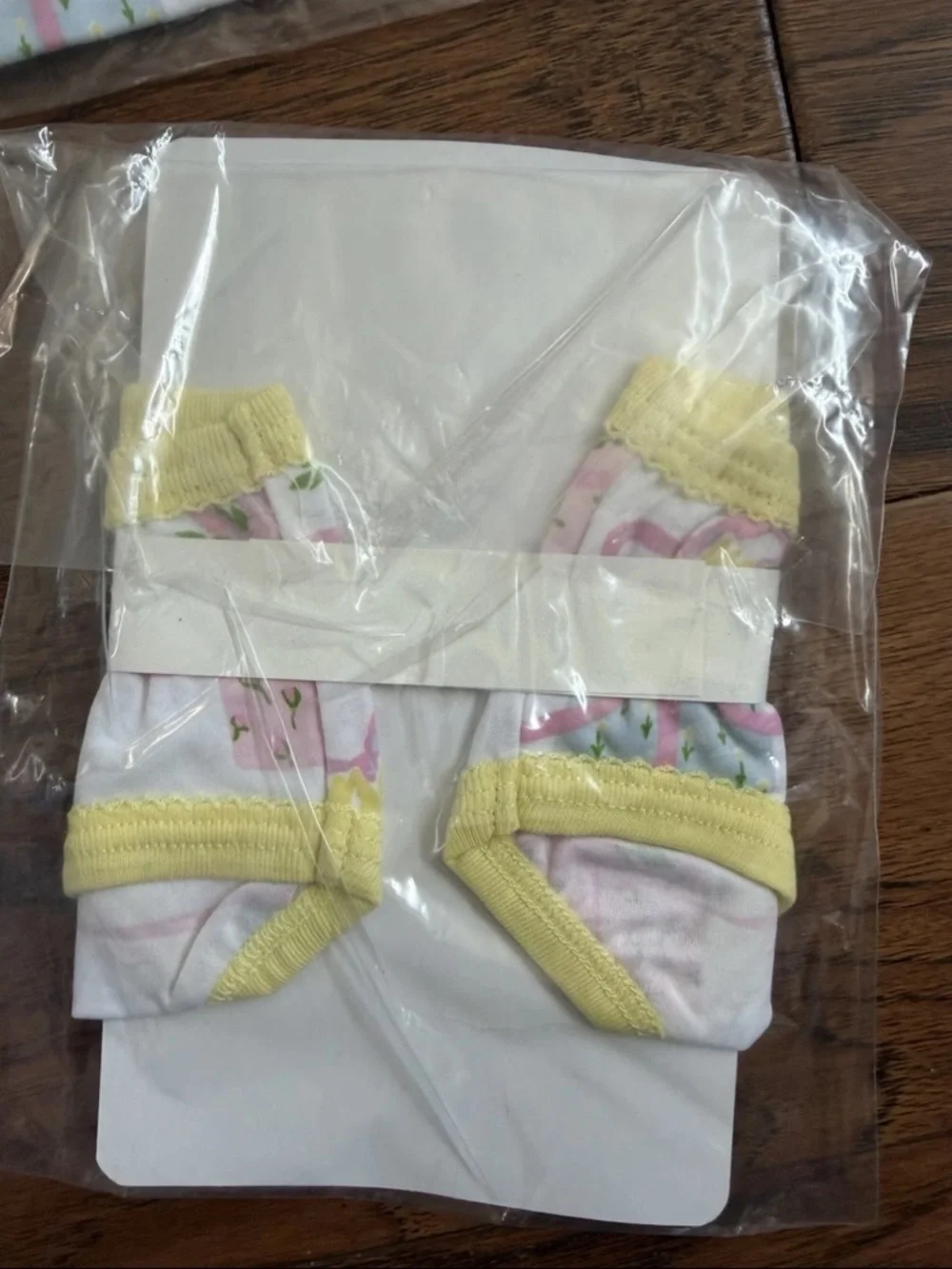 RARE Beaufort Bonnet Company Everyday is a Gift Matching Set HTF! Girls 4T 5
